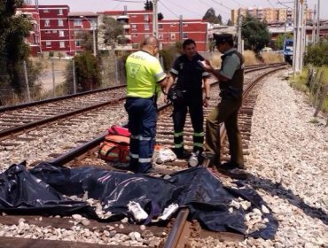 Transeúnte muere atropellado por Metro de Valparaíso en Quilpué