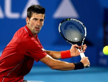 Nadal mejora ante Wawrinka en Abu Dabi y Djokovic renuncia a la final