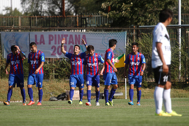 Primera B: Iberia sorprende a Santiago Morning y le gana 3 a 1.