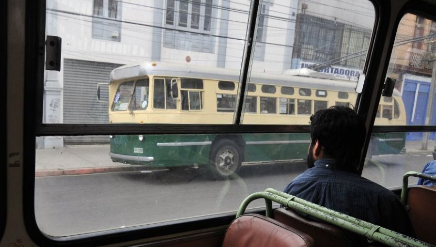 Mujer se electrocuta en Trolebús en pleno centro de Valparaíso