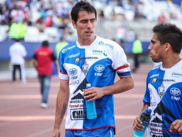 Audax Italiano oficializó el fichaje del delantero argentino Javier Elizondo