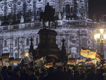 Miles marchan en Alemania por la tolerancia y contra la xenofobia