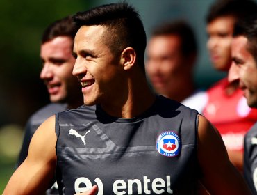 La tierna “selfie de bunas noches” de Alexis Sánchez que arrasó en las redes sociales