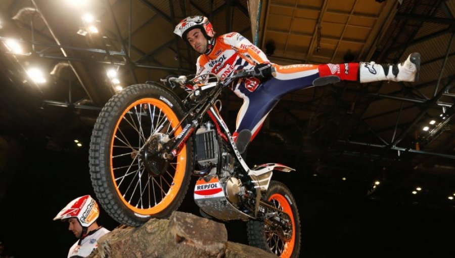 Toni Bou inaugura el Mundial de X-Trial 2015 con victoria en Gran Bretaña