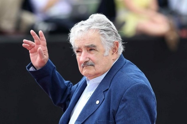 Impulsan en redes sociales despedida multitudinaria a Presidente Mujica