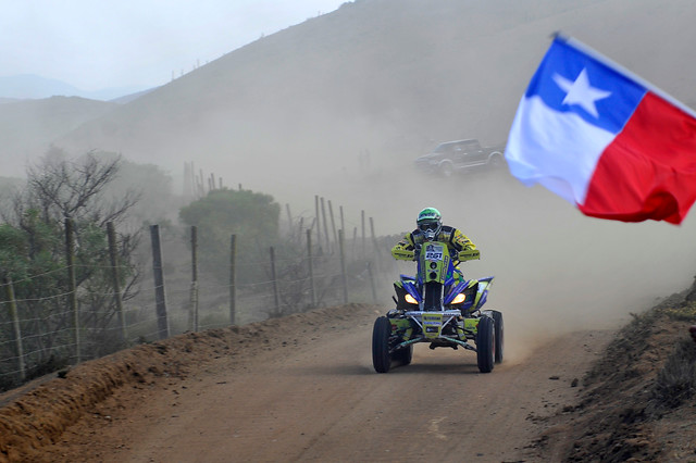 Dakar 2015: Casale sigue tercero en quads y Quintanilla sube al sexto en motos