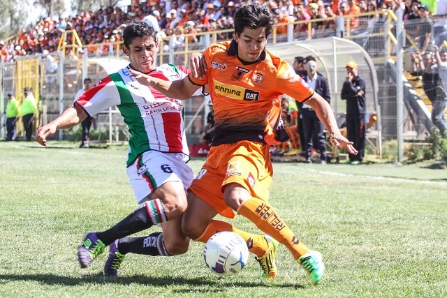 'Fantasma' Figueroa partió ganando con Cobreloa 3-0 a Palestino