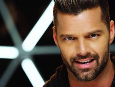 Sensualidad y elegancia: Ricky Martin presentó la portada de su nuevo disco