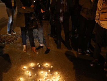 Más de 100 mil personas salen a las calles en Francia por atentado contra Charlie Hebdo