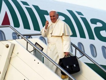 El papa viaja mañana a Sri Lanka y Filipinas, su viaje más largo y agotador