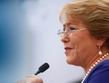 Bachelet asegura que Chile avanza a paso firme a diversificar matriz energética