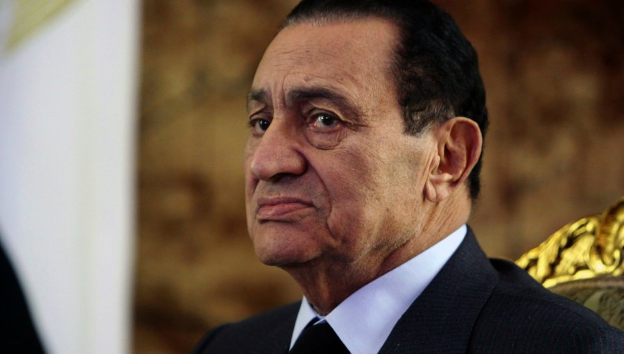 Justicia egipcia anula condena de 3 años de cárcel contra ex presidente Mubarak