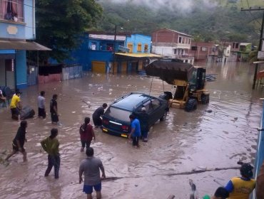 Más de 500 familias damnificadas por inundaciones en el oeste de Bolivia