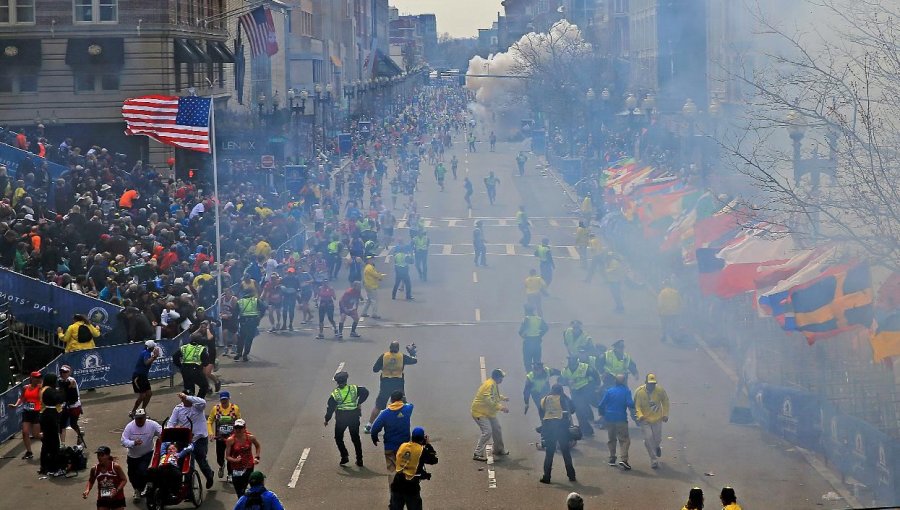 Piden aplazar juicio por ataque en maratón de Boston tras atentados de París