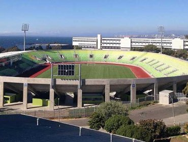 Al menos un mes estará cerrado el estadio Elías Figueroa de Valparaíso