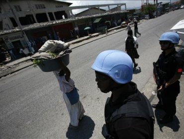 Haití espera anuncio de un gobierno de consenso mientras siguen las protestas