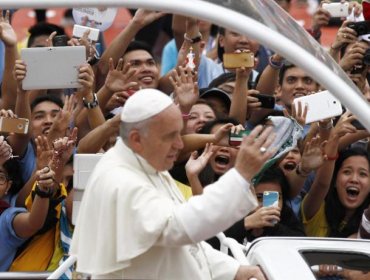 El papa concluyó su viaje a Filipinas celebrando misa ante millones de fieles