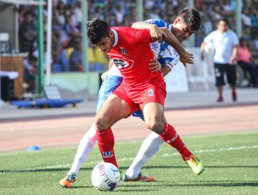 La Calera vence en partidazo a Antofagasta y sale de zona roja