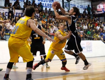 Básquetbol: Colo Colo supera todas las adversidades y está a un paso de la final