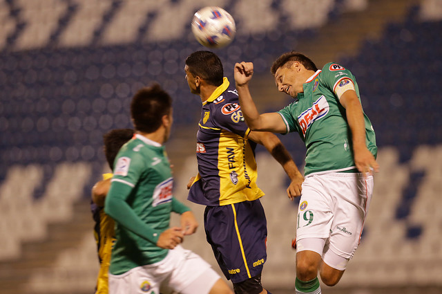 Barnechea no pudo con Audax y sigue en zona de descenso: 0-0