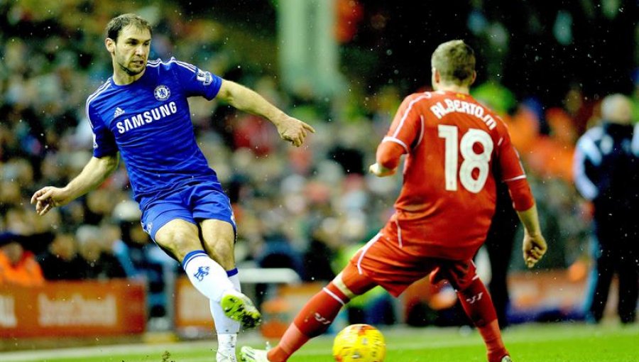 Fútbol Inglés: Liverpool y Chelsea empatan en la ida de semifinales de la Copa