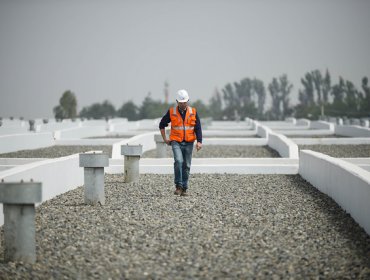 Autoridades fiscalizan planta de producción de agua potable en Las Vizcachas de Aguas Andinas