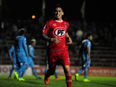 Jean Paul Pineda está feliz con su racha goleadora y sueña con la "Roja"