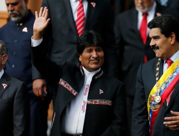 Nicolás Maduro llega a La Paz para asistir a la investidura de Evo Morales