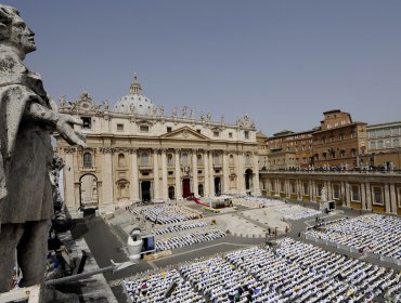 Papa advierte a la seguridad del Vaticano mayor vigilancia ante presuntos ataques