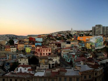 Medio británico destaca a Valparaíso como uno de los lugares más felices del mundo