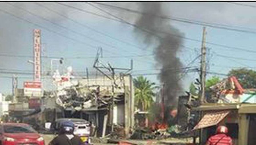 Al menos un muerto y 48 heridos por un coche bomba en el sur de Filipinas
