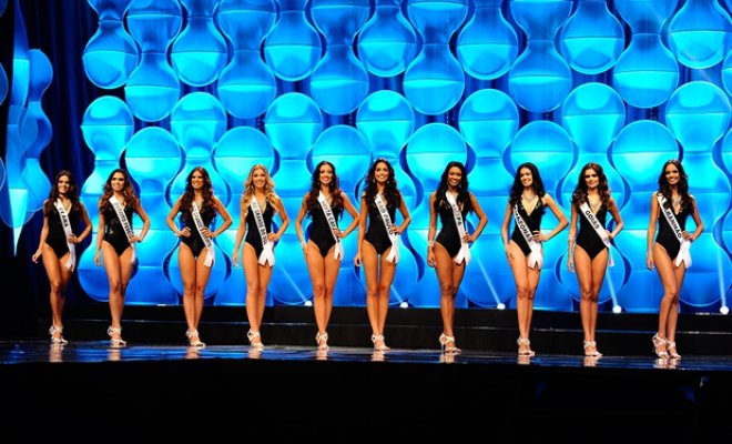Cuatro latinas entre las 15 semifinalistas candidatas a Miss Universo