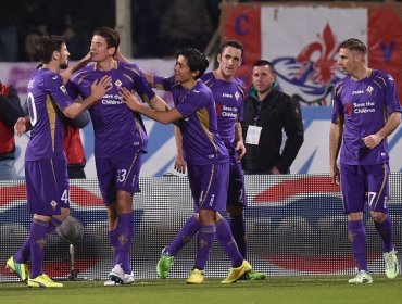 Fútbol Italiano: Fiorentina de Pizarro y Fernández le quitó dos puntos a la Roma