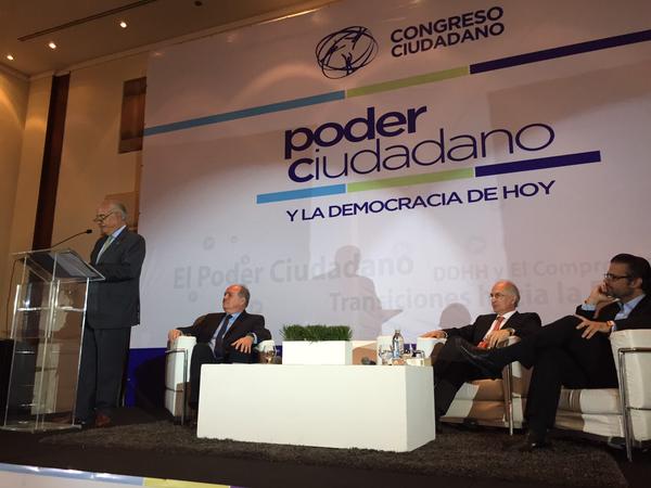 Ex presidente Pastrana lamenta que América Latina "haya dejado sola" a Venezuela
