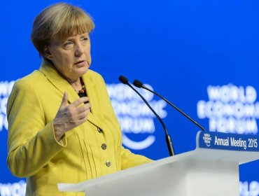 Merkel espera a que Alexis Tsipras anuncie sus propuestas en materia económica