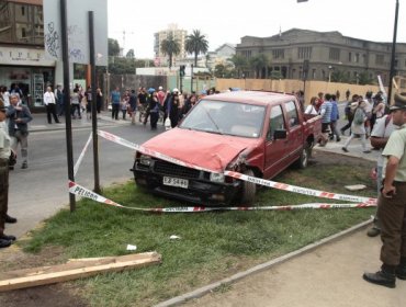 Conductor atropelló a cinco personas en pleno centro de Viña del Mar