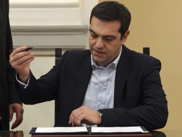 Grecia: Alexis Tsipras cierra un equipo de Gobierno de tan sólo diez ministros