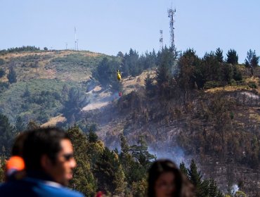 Incendio destruyó dos viviendas en La Calera