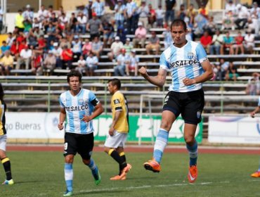 Wanderers: Carlos González es el primer refuerzo