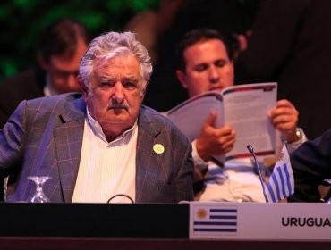 Mujica enciende los mayores aplausos de la Celac con defensa de "la política"