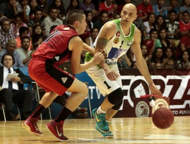 Básquetbol: Deportes Castro sacó pasajes a la final de la Liga DIRECTV