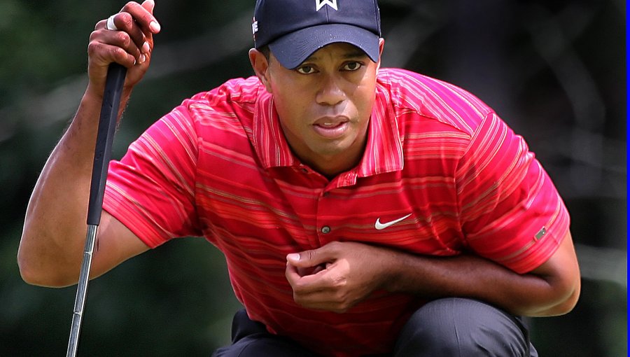 Tiger Woods, con problemas en su estreno en el circuito