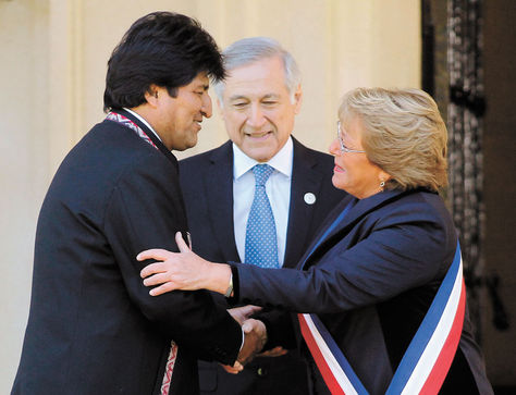 Evo Morales dijo que “hay mucha voluntad de empezar las relaciones bilaterales” con Chile