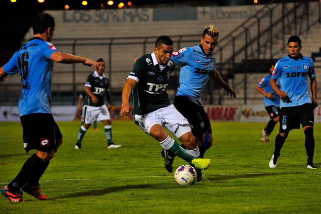 Iquique venció sin público a Wanderers con efectivo Bogado