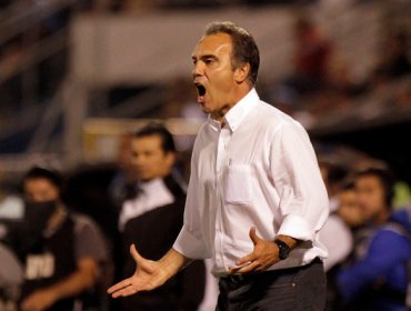 Lasarte pretende “guardar” a Gustavo Canales para el debut de la “U” en Copa Libertadores
