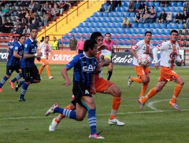 Huachipato vence a Cobresal y logra primer triunfo en el Clausura