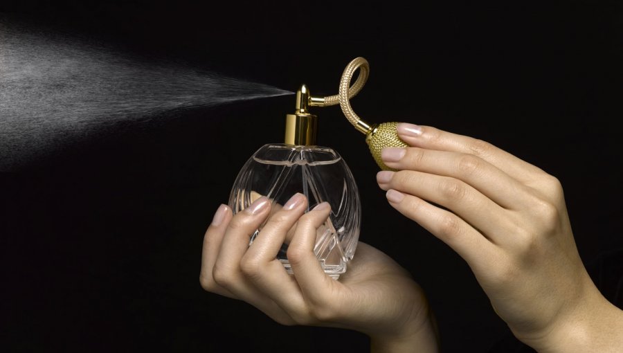 6 consejos para que tu perfume dure más tiempo