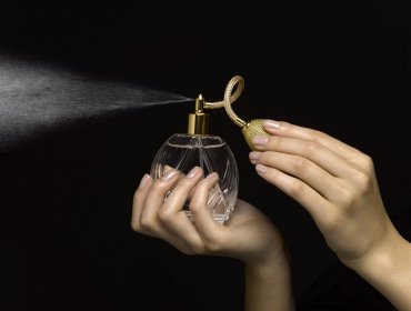 6 consejos para que tu perfume dure más tiempo