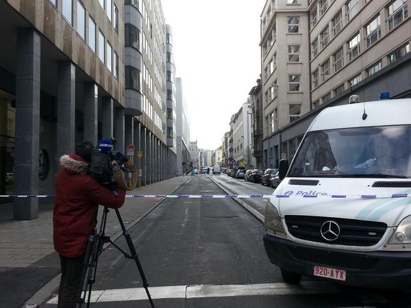 Obligan a evacuar el parlamento europeo en Bruselas por alerta de bomba