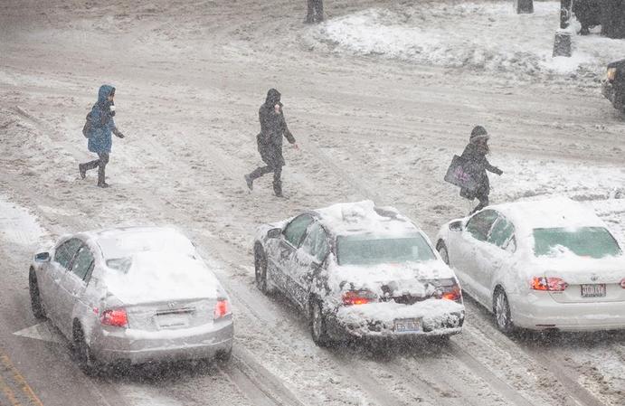 Fuerte tormenta de viento y nieve azota el noreste de Estados Unidos